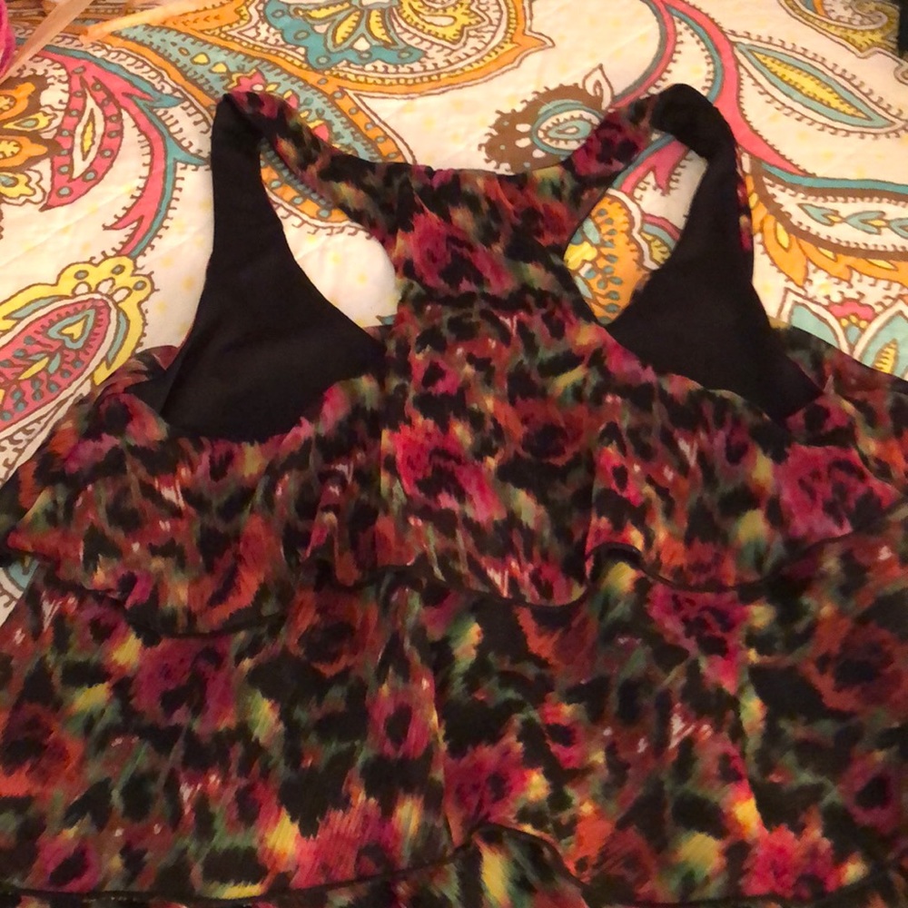 Ruffle tank - Picture 5 of 5